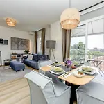 Zen Desenzanoloft Official Partner Homes & By Marriott Bonvoy デセンツァーノ・デル・ガルダ