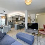 Zen Desenzanoloft Official Partner Homes & By Marriott Bonvoy *