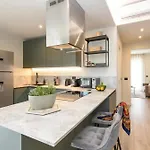 Zen Desenzanoloft Official Partner Homes & By Marriott Bonvoy アパート