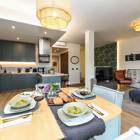 Desenzanoloft Official Partner Marriott Homes & - Zen Desenzano del Garda